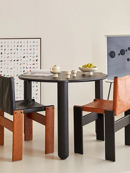 Medžio masyvo valgomojo stalas, Šiaurės retro apskritojo stalo, namų apyvokos mažas valgomasis stalas ir kėdės
