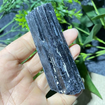 Natūralių Akmenų Ir Kristalų Juodas Turmalinas Palmių Mineralinių Mėginių Mėginių Reiki Namų Dekoro